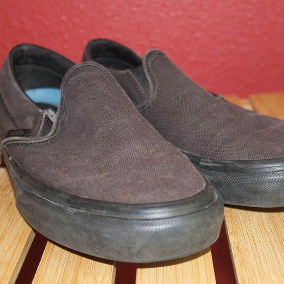 Slip-on Vans - Picture 1 of 4